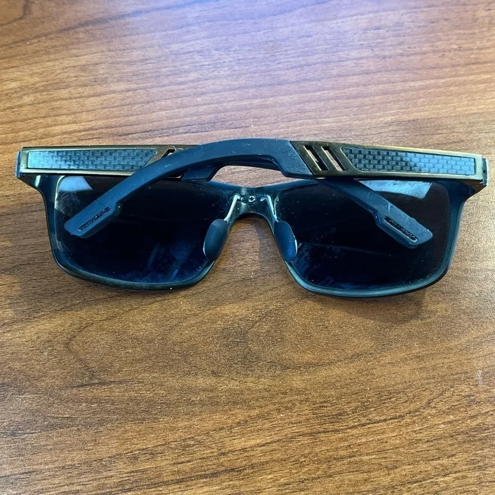 ATTCL Men's Polarized Sunglasses Al-Mg Metal Frame Ultra Light Black/Blue